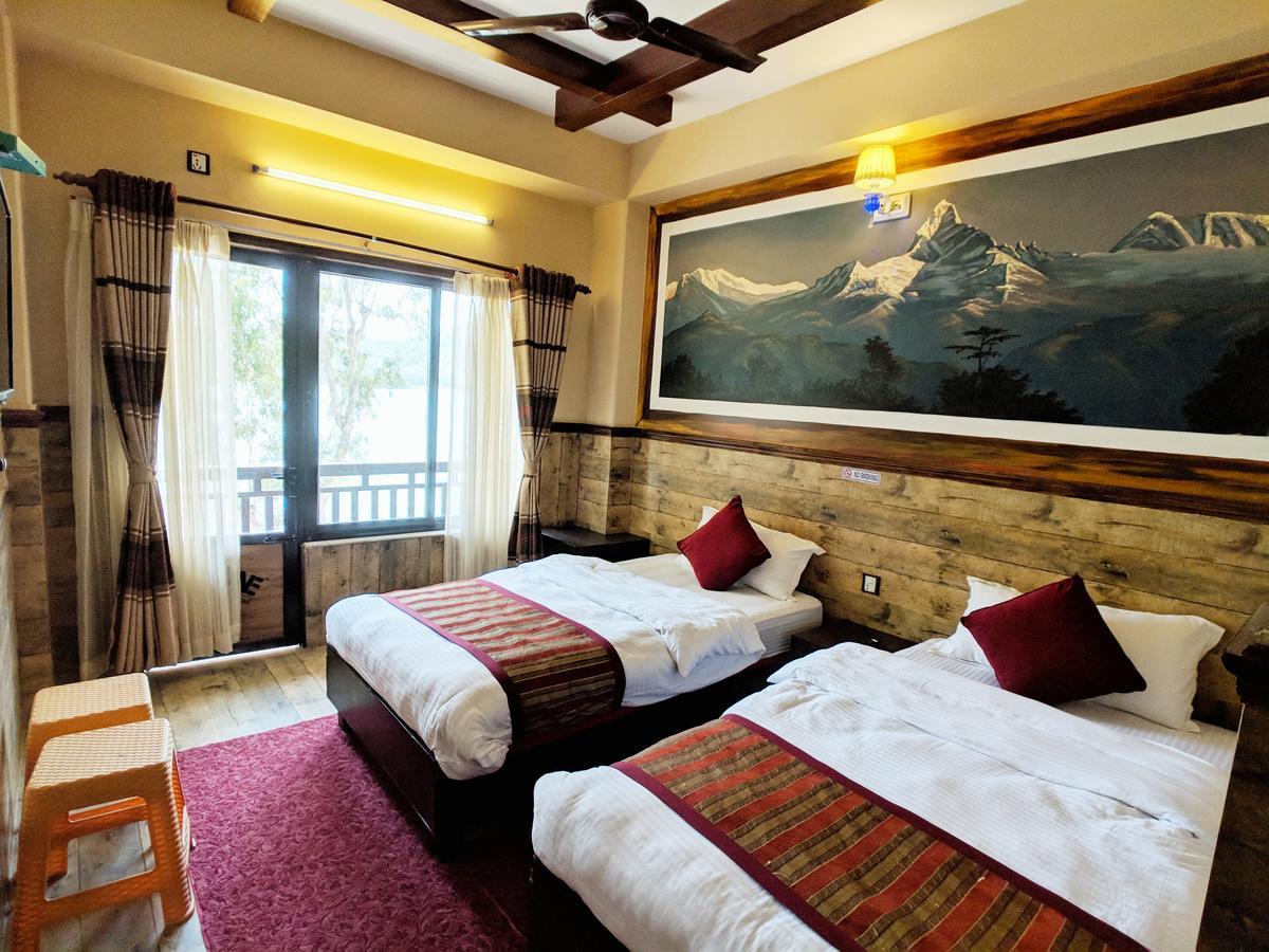 Hotel Forest Lake Backpackers' Hostel Pokhara Eksteriør bilde